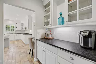 1 Cherokee Ct, Morganville, NJ 07751 - Photo 17