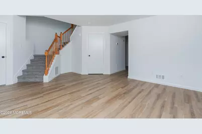 27 Karen Drive, Tinton Falls, NJ 07753 - Photo 5
