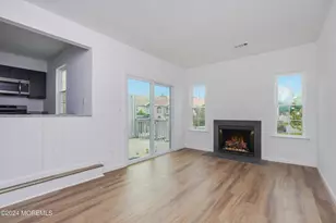 27 Karen Dr, Tinton Falls, NJ 07753 - Photo 9