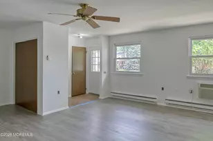 14 Independence Pkwy, Whiting, NJ 08759 - Photo 5