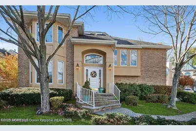 38 Boca Del Mar Court, Holmdel, NJ 07733 - Photo 3