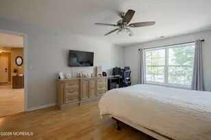 414 Wedgewood Cir, Belford, NJ 07718 - Photo 17