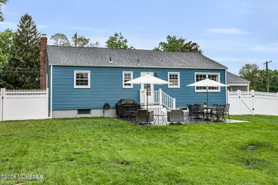 469 East Road, Belford, NJ 07718 - Photo 45