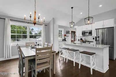 469 East Road, Belford, NJ 07718 - Photo 9