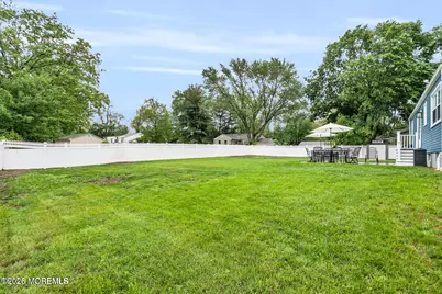 469 East Road, Belford, NJ 07718 - Photo 43