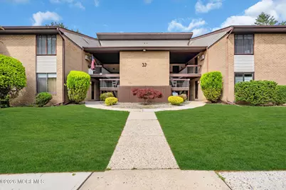 33 Meadow Green Circle #A, Manalapan Township, NJ 07726 - Photo 1