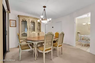 33 Meadow Green Cir, Manalapan Township, NJ 07726 - Photo 11
