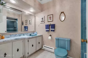 33 Meadow Green Cir, Manalapan Township, NJ 07726 - Photo 25