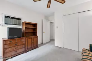 33 Meadow Green Cir, Manalapan Township, NJ 07726 - Photo 19