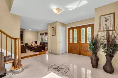 9 Woodcrest Terrace, Englishtown, NJ 07726 - Photo 5