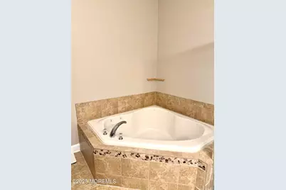 910 Abby Road, Middletown, NJ 07748 - Photo 15