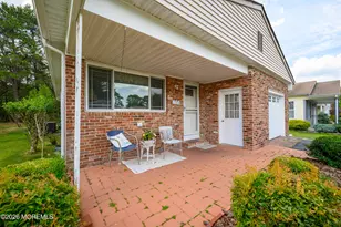 75 Chesterfield Ln, Toms River Township, NJ 08757 - Photo 5