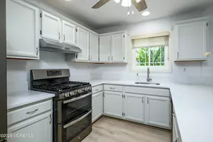 75 Chesterfield Ln, Toms River Township, NJ 08757 - Photo 11
