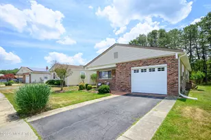 75 Chesterfield Ln, Toms River Township, NJ 08757 - Photo 3