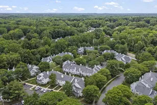 201 Paddington Ct, Manalapan Township, NJ 07726 - Photo 47