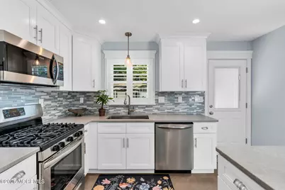 527 Prospect Avenue, Neptune Township, NJ 07753 - Photo 13