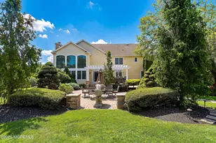 24 Garryford Dr, Middletown, NJ 07748 - Photo 9