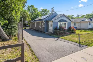 213 Manapaqua Ave, Lakehurst, NJ 08733 - Photo 1