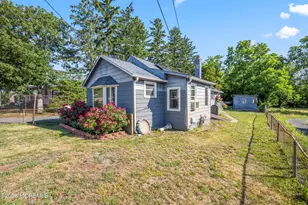 213 Manapaqua Ave, Lakehurst, NJ 08733 - Photo 29