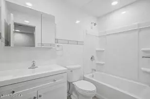 802 Brokaw Ct, Bridgewater, NJ 08807 - Photo 13