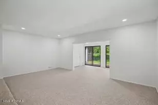 802 Brokaw Ct, Bridgewater, NJ 08807 - Photo 21
