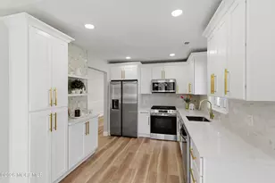 9 Archer Square, Jackson, NJ 08527 - Photo 3