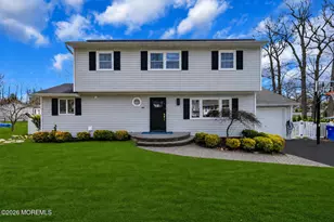 522 W Lincoln Ave, Oakhurst, NJ 07755 - Photo 1