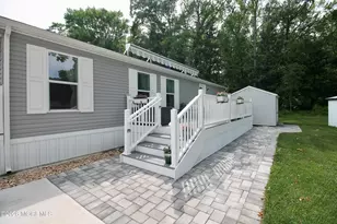 100 Woody Rd, Freehold, NJ 07728 - Photo 45