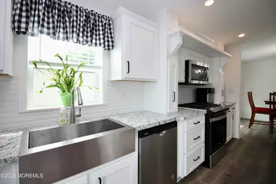 100 Woody Road, Freehold, NJ 07728 - Photo 23