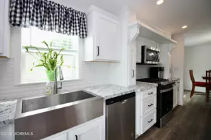 100 Woody Rd, Freehold, NJ 07728 - Photo 23