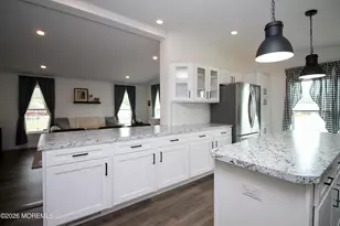 100 Woody Rd, Freehold, NJ 07728 - Photo 17