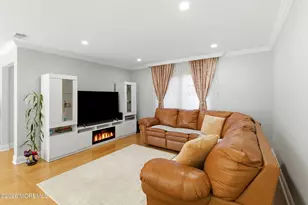 19 W Dolphin Circle W, Bayville, NJ 08721 - Photo 11