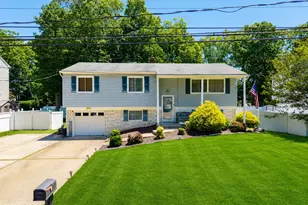 47 Jennifer Dr, Howell Township, NJ 07731 - Photo 1