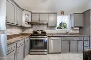 47 Jennifer Dr, Howell Township, NJ 07731 - Photo 3