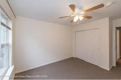 28 Picket Place, Freehold, NJ 07728 - Photo 19
