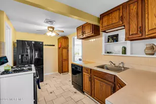 101 River Ct, Belmar, NJ 07719 - Photo 7