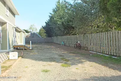 609 Higgins Avenue #4, Manasquan, NJ 08736 - Photo 3