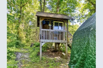 322 Kent Road, Howell Township, NJ 07731 - Photo 5