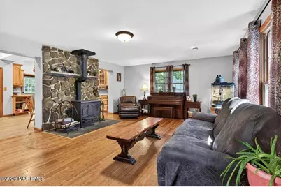 322 Kent Road, Howell Township, NJ 07731 - Photo 9