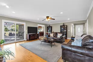 375 Oak Hill Rd, Red Bank, NJ 07701 - Photo 19