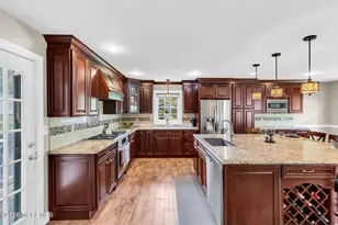 375 Oak Hill Rd, Red Bank, NJ 07701 - Photo 37