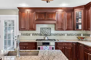 375 Oak Hill Rd, Red Bank, NJ 07701 - Photo 33