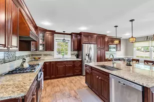 375 Oak Hill Rd, Red Bank, NJ 07701 - Photo 41