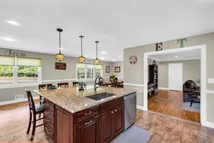 375 Oak Hill Rd, Red Bank, NJ 07701 - Photo 39