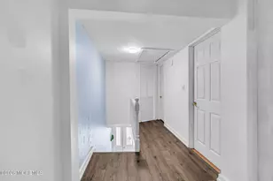 48 Linden Pl, Red Bank, NJ 07701 - Photo 21