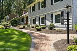 25 Crane Ct, Middletown, NJ 07748 - Photo 5