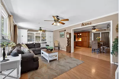 9 Story Street, New Egypt, NJ 08533 - Photo 5