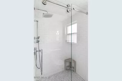 138 Manor Drive, Red Bank, NJ 07701 - Photo 9