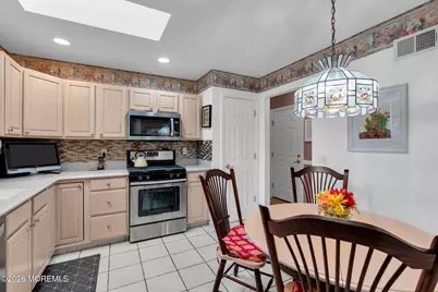 7 Skylark Lane, Lakewood, NJ 08701 - Photo 19