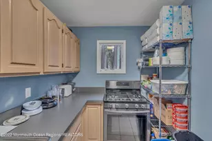 6 Pitney Ln, Jackson, NJ 08527 - Photo 17